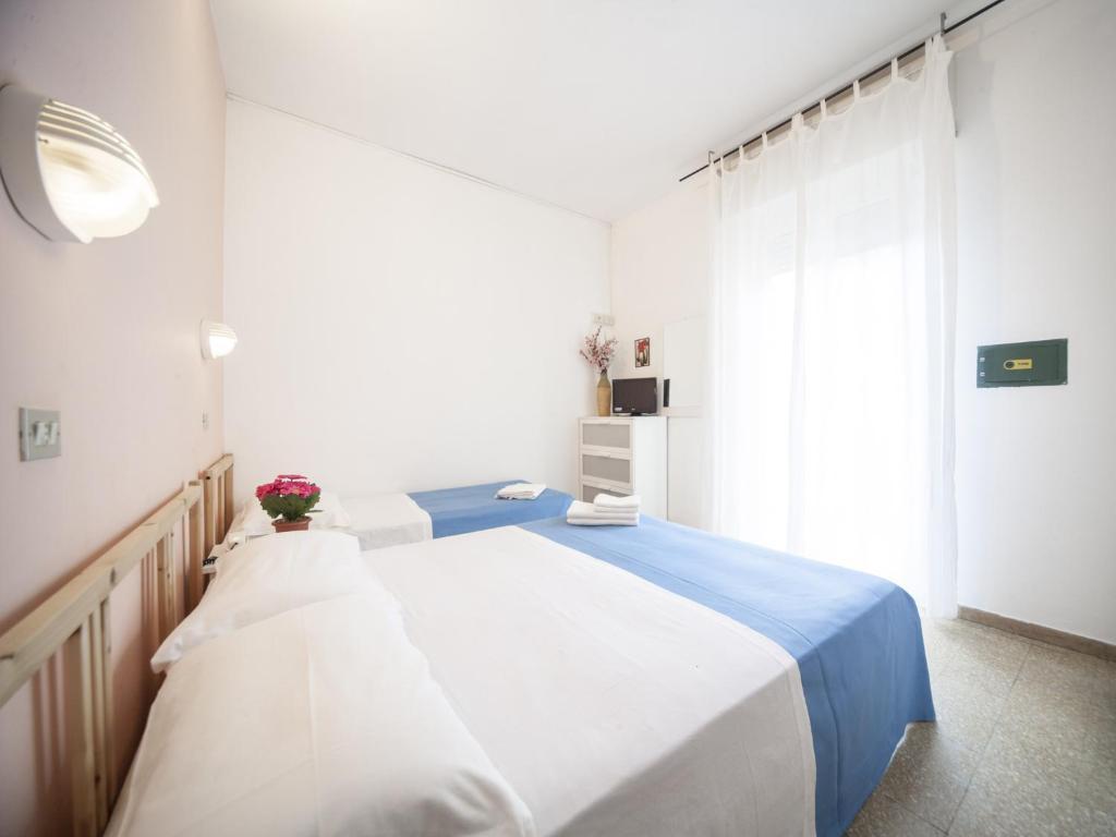Hotel Colombo Riccione Exterior photo