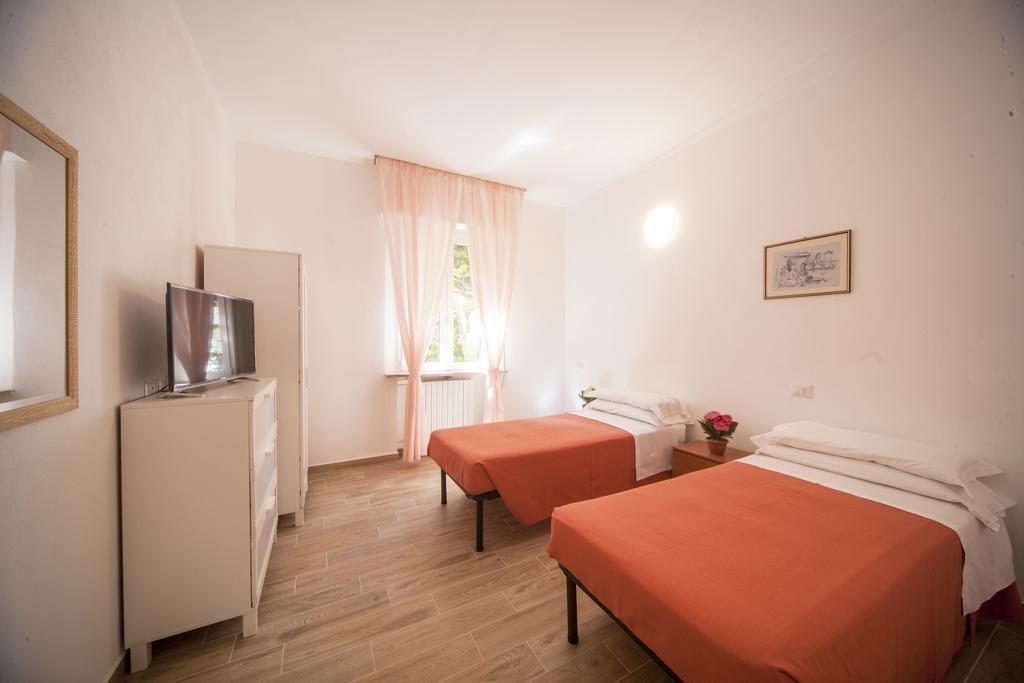 Hotel Colombo Riccione Exterior photo