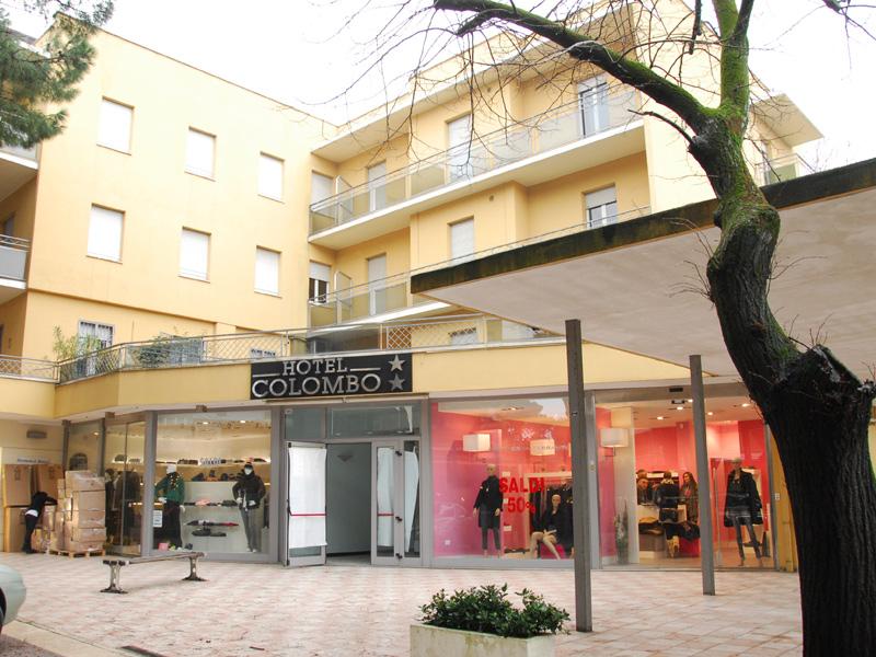 Hotel Colombo Riccione Exterior photo