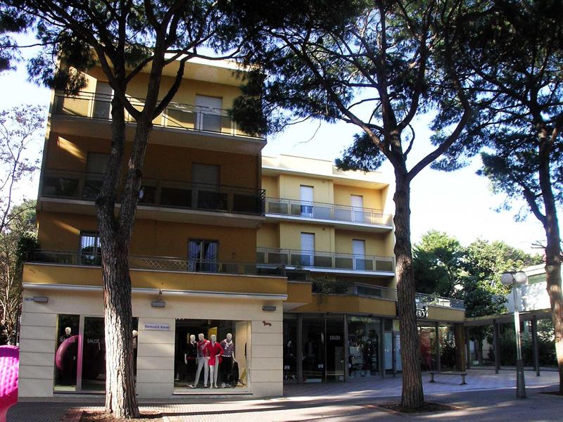 Hotel Colombo Riccione Exterior photo